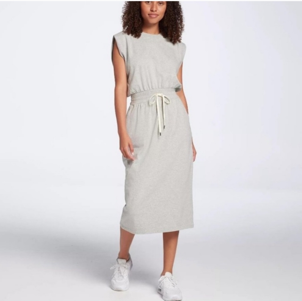 CALIA by Carrie Underwood Gray Midi Dress